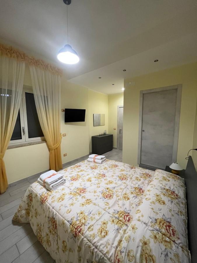 Vicolo55 Hotel Napoli Bagian luar foto